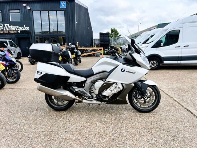 2022 YAMAHA XSR900